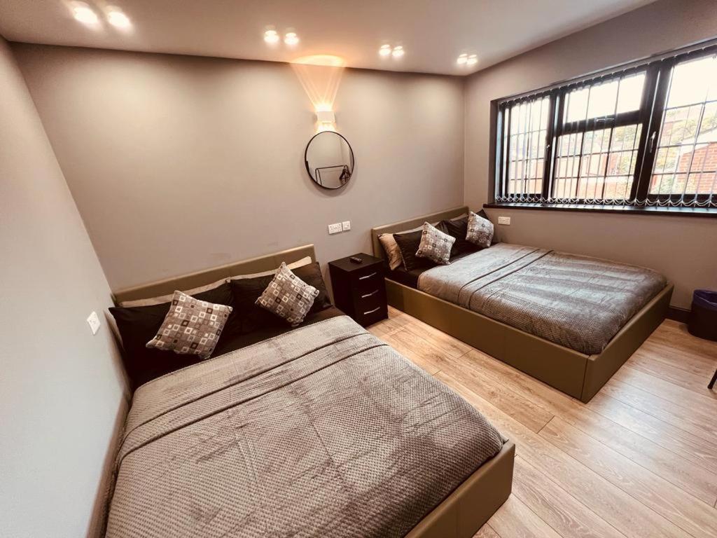 Urban Escape *4 Bedroom House* With Free Parking Birmingham Exteriér fotografie